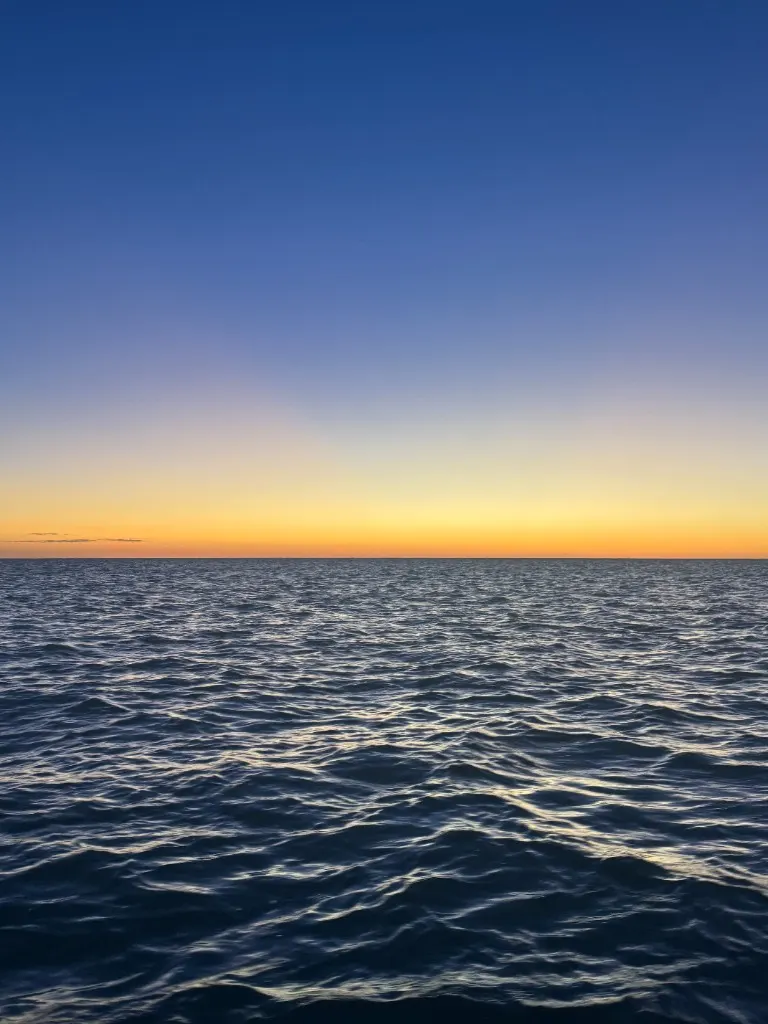 Coucher de soleil à la plage de Yanbu'